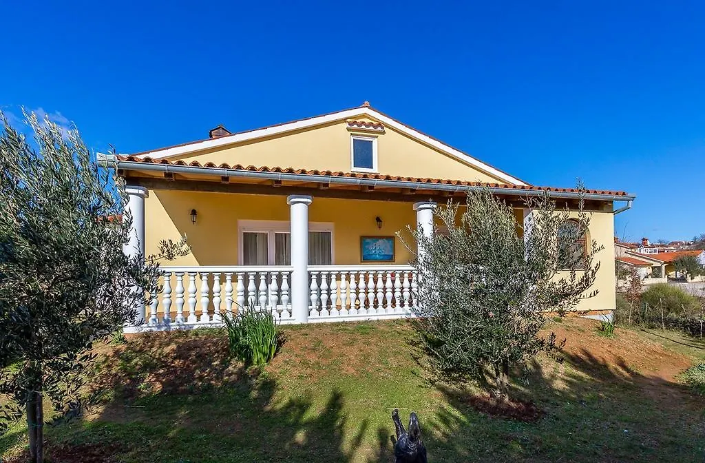 Holiday Home Vesna Liznjan 0*,  Croatia